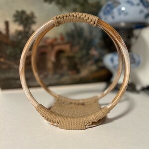 Small magazine holder